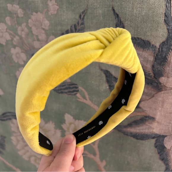 Lele Sadoughi Velvet Headband - Picture 4 of 6